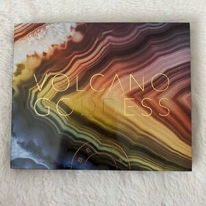 Becca Eyeshadow Palette